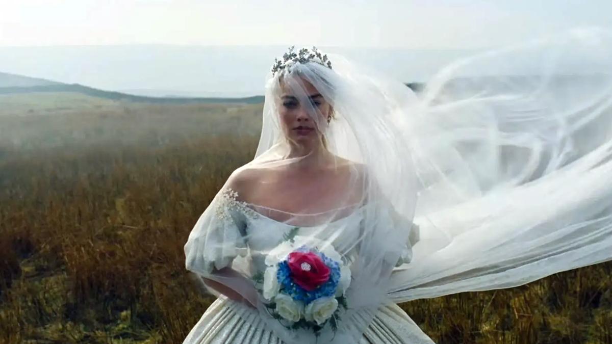 <![CDATA[La pasional 'Cumbres borrascosas' y la terrorífica 'El vestido', en cines el viernes 13]]>