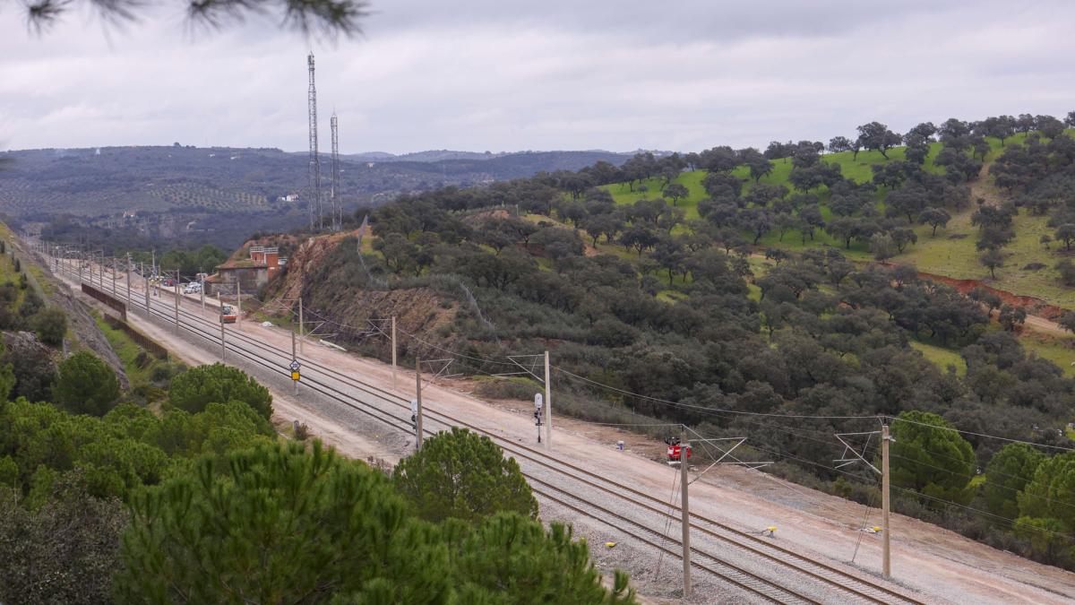 <![CDATA[La Guardia Civil cuestiona a los técnicos que validaron las soldaduras de Adamuz]]>