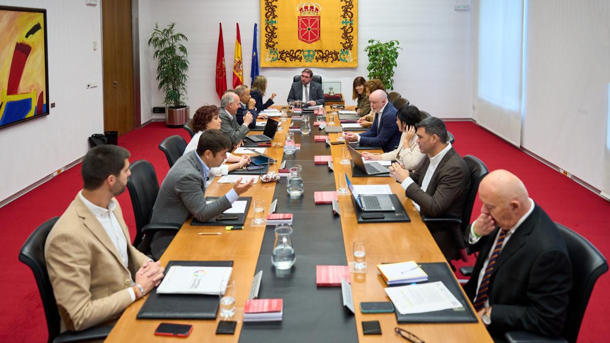 <![CDATA[El Parlamento debate este lunes una solicitud de prórroga de la Comisión de Investigación]]>