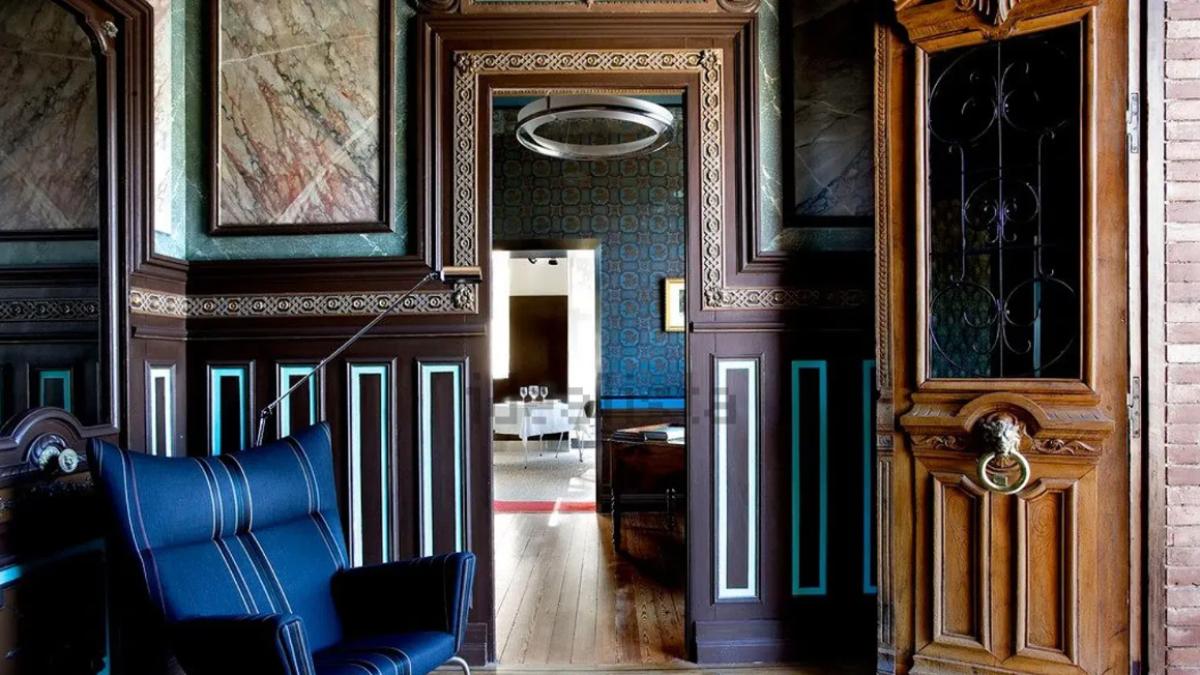 <![CDATA[El palacete de lujo y diseño con piscinas naturalizadas a la venta a 20 minutos de Pamplona]]>