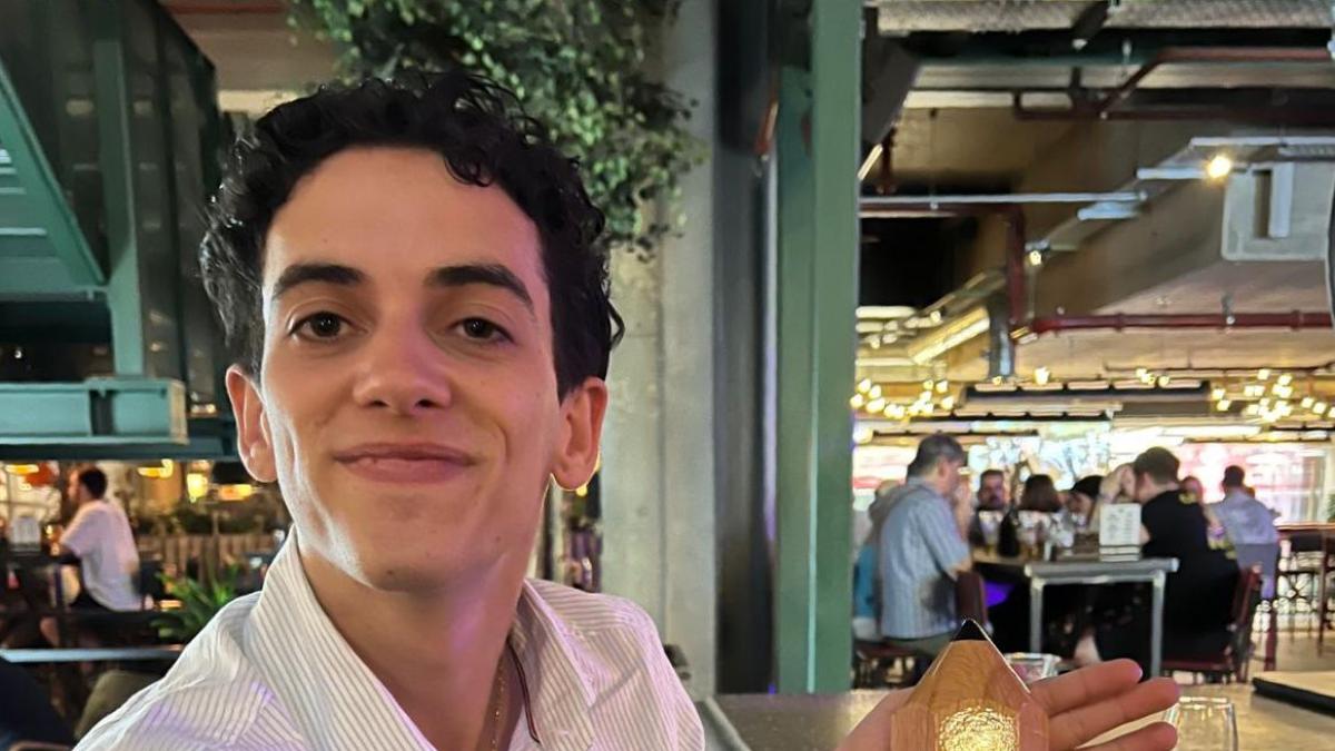 <![CDATA[La campaña que le ha servido a un joven pamplonés graduado en la Universidad de Navarra para lograr 10 entrevistas laborales]]>