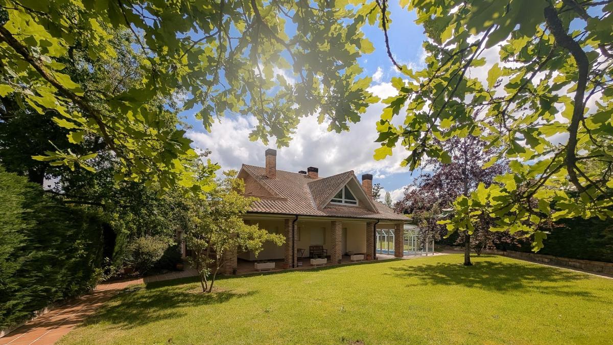 <![CDATA[4 viviendas con jardín muy cerca de Pamplona para disfrutar al aire libre]]>