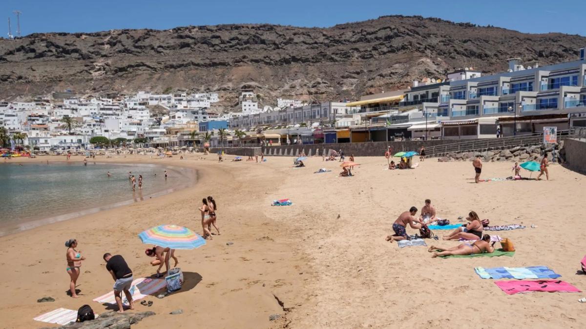 <![CDATA[Hallan el cuerpo sin vida de una menor de 15 años en la costa de Mogán (Gran Canaria)]]>
