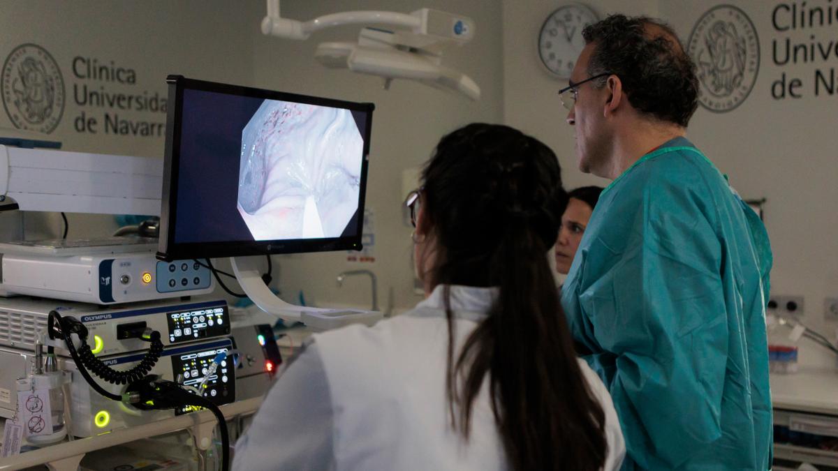 <![CDATA[Especialistas del Cancer Center Clínica Universidad de Navarra concluyen que la edad no debe ser el único criterio del cribado de cáncer colorrectal]]>