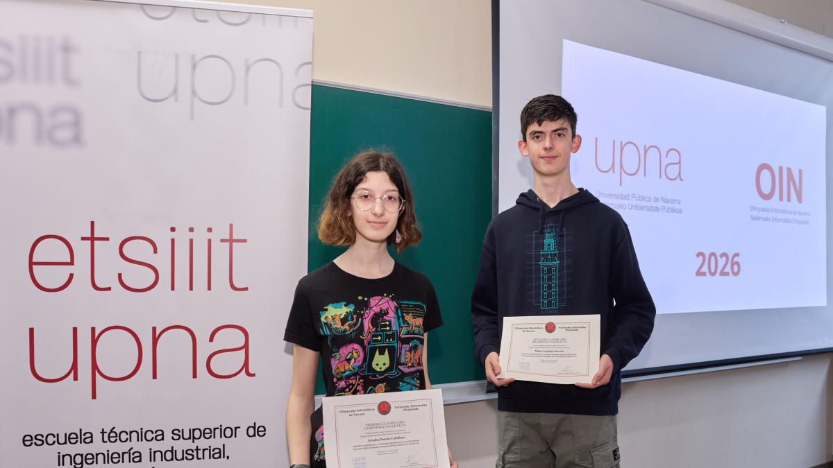 <![CDATA[Ariadna Puertas Caballero (IES Plaza de la Cruz) gana la Olimpiada Informática de Navarra]]>