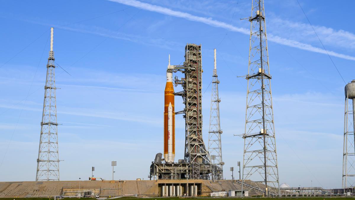 <![CDATA[Lanzamiento de Artemis II a la Luna: horario y dónde ver el despegue de la misión]]>