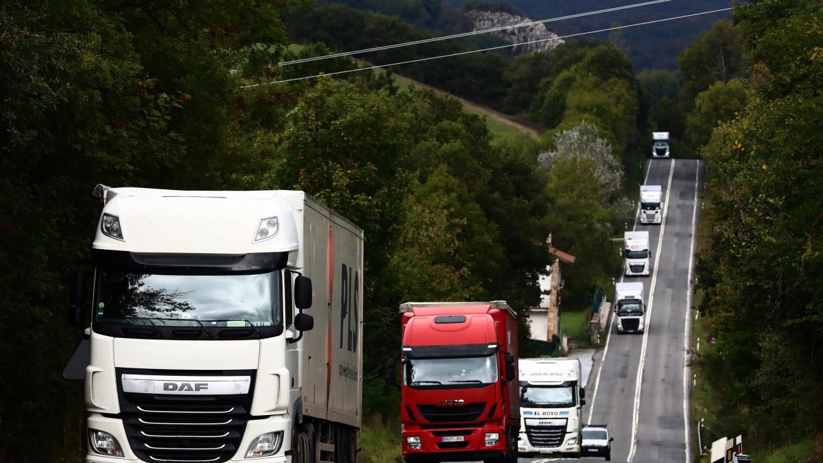 Tradisna critica el bloqueo del transporte por el 