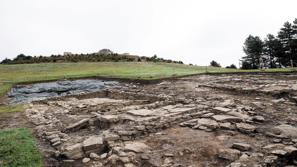 <![CDATA[Los arqueólogos de Irulegi reconstruyen el asalto que destruyó el castro vascón]]>