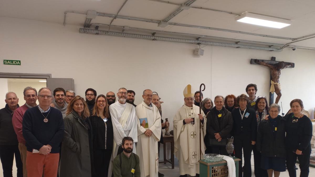 <![CDATA[El arzobispo lava los pies a varios internos en la celebración del Jueves Santo en la cárcel de Pamplona]]>