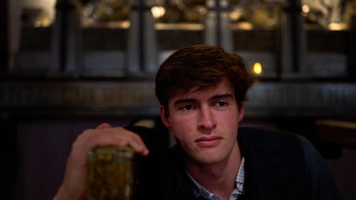 <![CDATA[Juventud que toma el relevo en el paso en Pamplona]]>