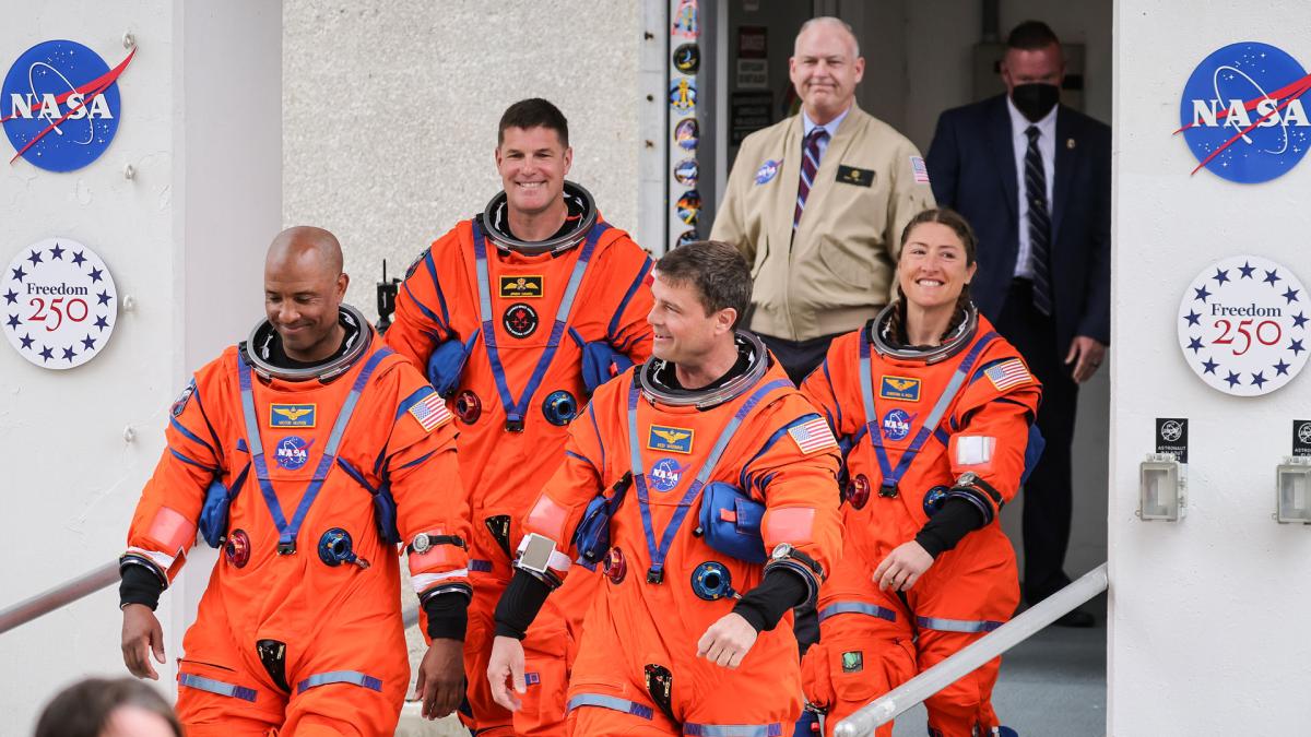 <![CDATA[Los astronautas de la Artemis II estarán 50 minutos incomunicados en el espacio]]>