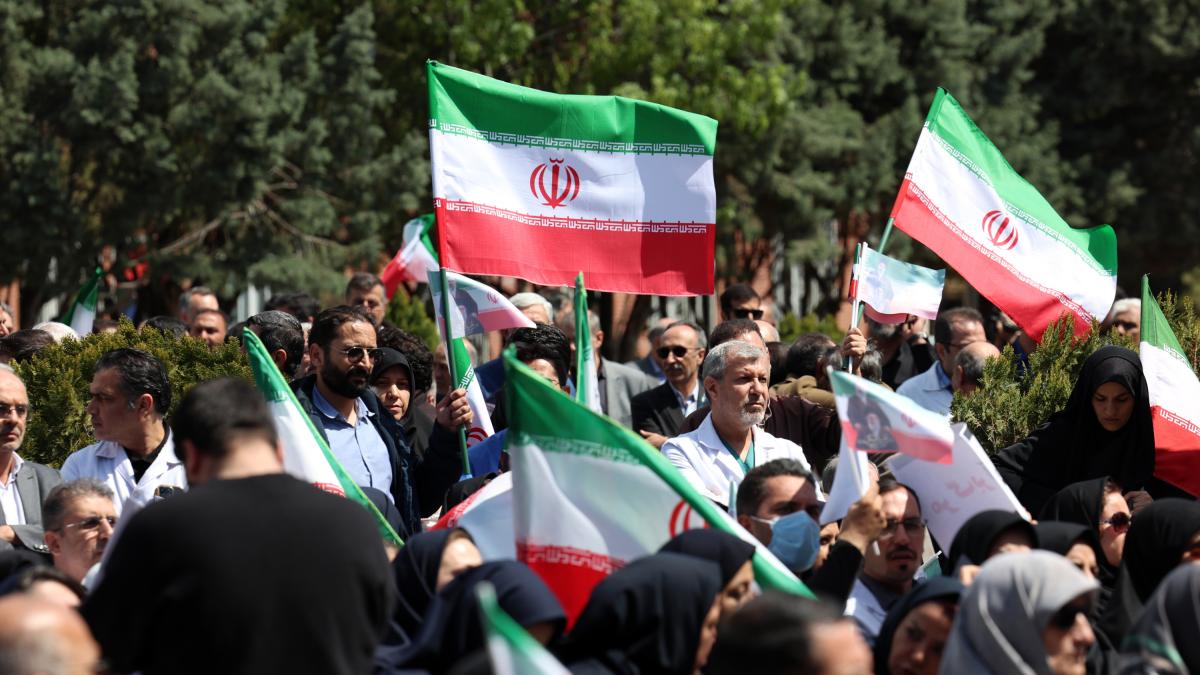 <![CDATA[Irán confirma la muerte de Majid Khademi, jefe de Inteligencia de la Guardia Revolucionaria]]>