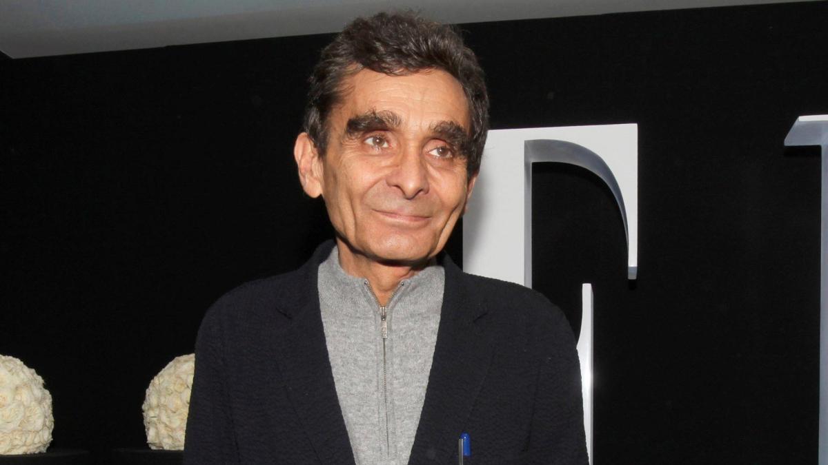 <![CDATA[El diseñador Adolfo Domínguez se 