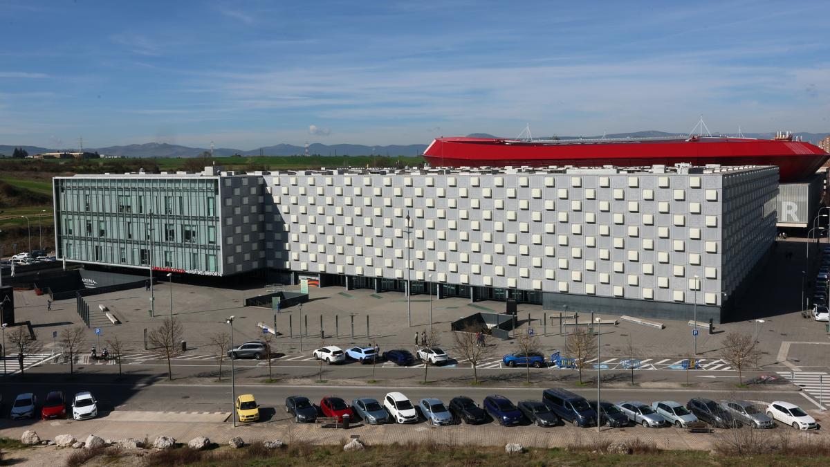 <![CDATA[Indicios de que Servinabar conocía el pliego del Navarra Arena antes de licitarse]]>