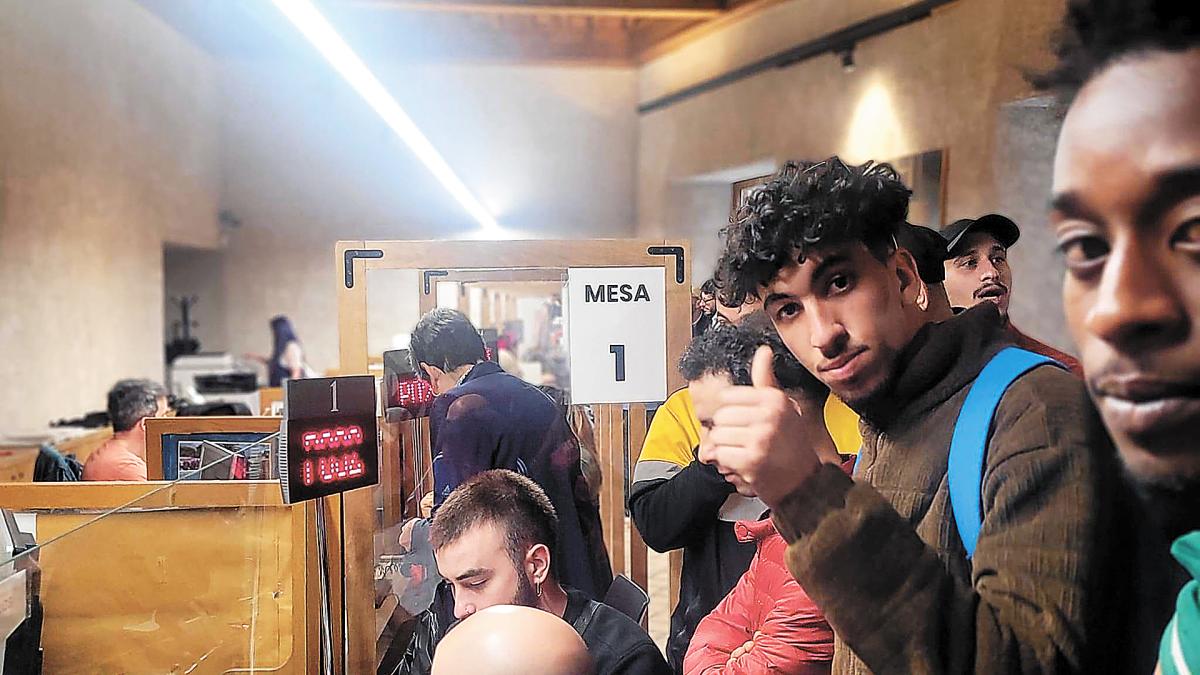 <![CDATA[Denuncian que Pamplona frena el empadronamiento a 30 migrantes]]>