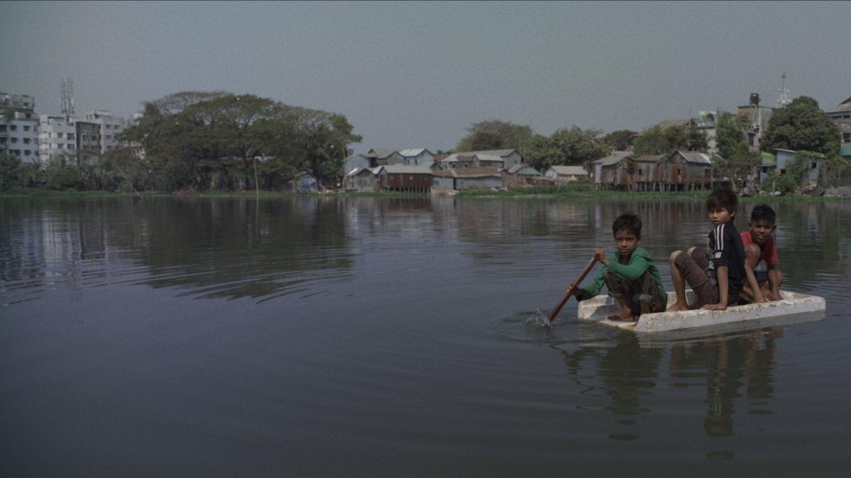 <![CDATA[Natxo Leuza, director de 'Black Water': 