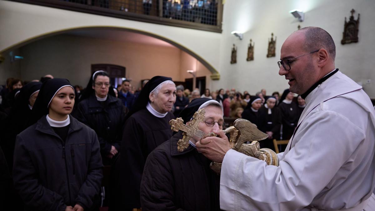 <![CDATA[La falta de vocaciones aboca al cierre de 22 comunidades religiosas desde 2020: dos se han transformado en hoteles]]>