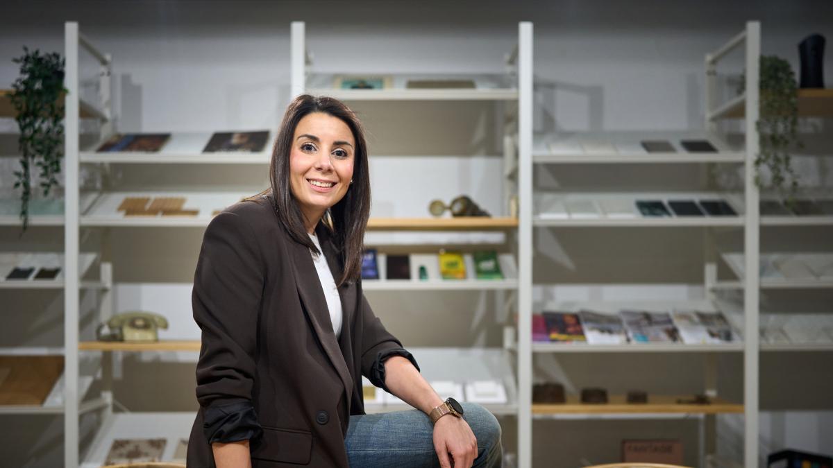 <![CDATA[La arquitecta que continúa el legado de su padre: 