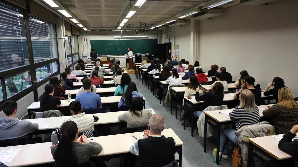 <![CDATA[Denuncian irregularidades en contratos administrativos temporales del Gobierno de Navarra]]>