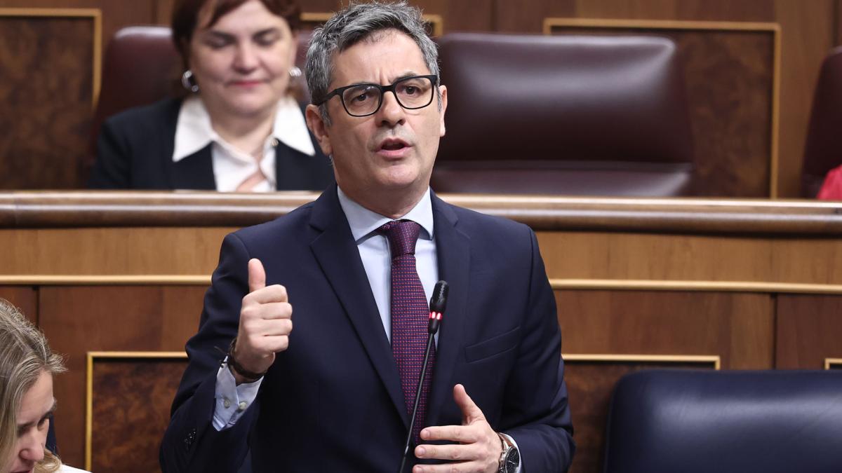 <![CDATA[El PP compara a Bolaños con un ministro de Orbán y lo acusa de amedrentar a jueces]]>