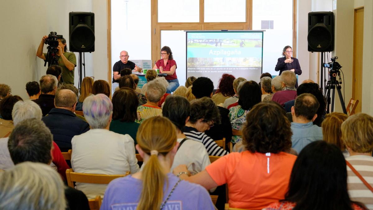 <![CDATA[Azpilagaña sigue preocupado por la ocupación de bajeras en el barrio]]>