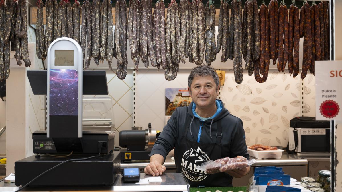 <![CDATA[El nuevo emprendimiento en el Mercado de Santo Domingo que durante un año tiene gratis el alquiler]]>