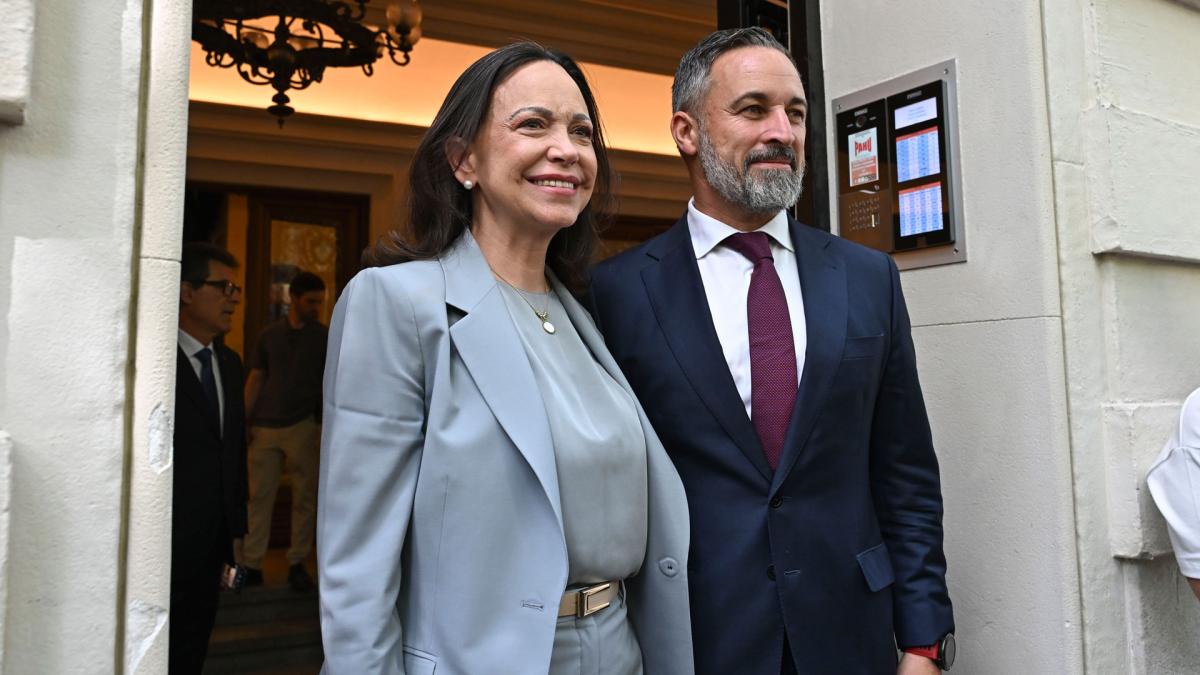 <![CDATA[Machado dice que la cumbre de Barcelona muestra que la reunión con Sánchez 