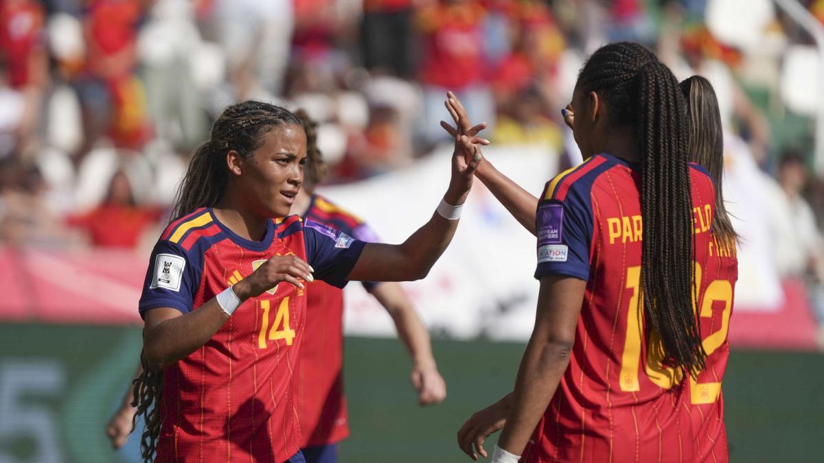 <![CDATA[España se da un festín ante Ucrania para olvidar el tropiezo de Wembley]]>