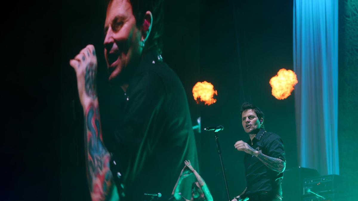 <![CDATA[Dani Martin, lanzado a tumba abierta en el Navarra Arena]]>