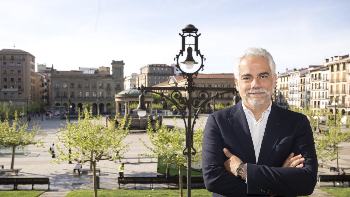 <![CDATA[Arturo del Burgo, abogado y escritor: 