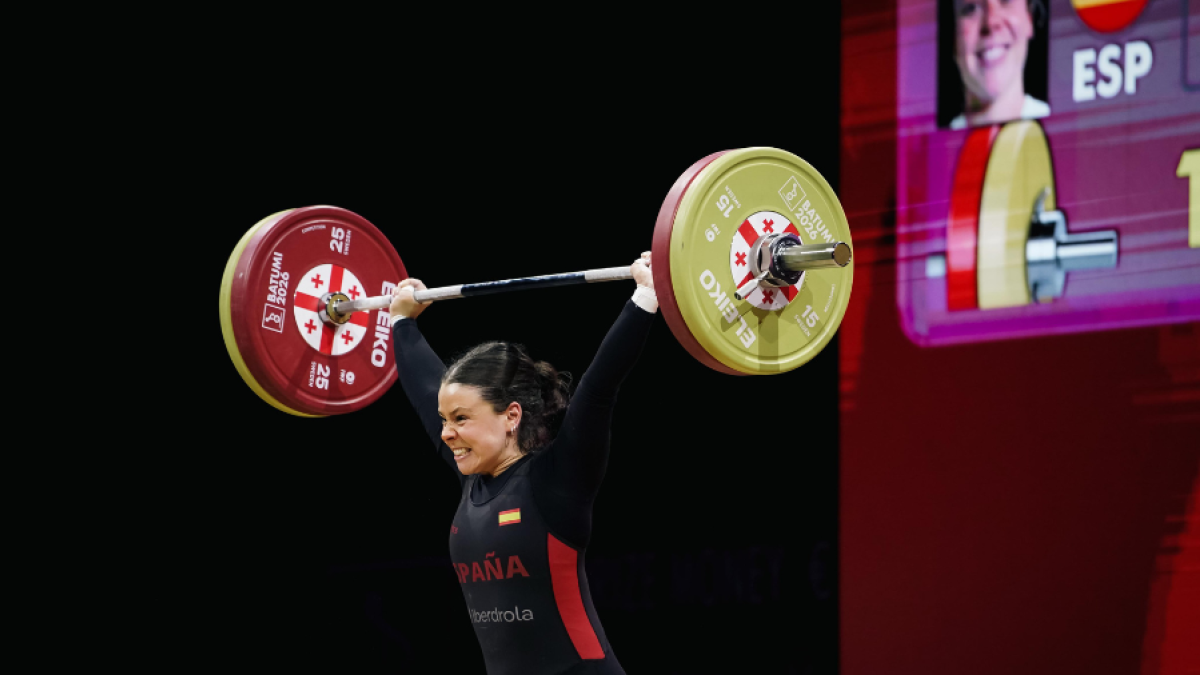 <![CDATA[Una lesión en el codo deja a la navarra Naroa Arrasate sin el oro europeo]]>