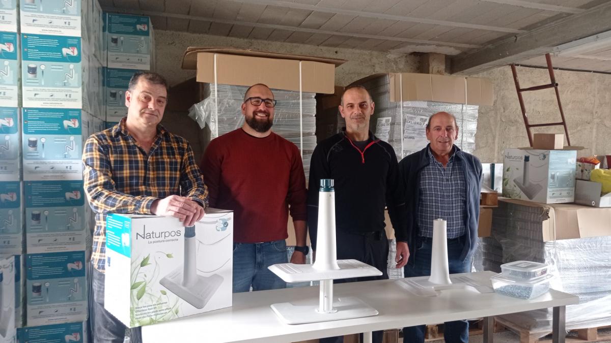 <![CDATA[Cuatro vecinos de Iturgoyen inventan un dispositivo para facilitar la postura en el inodoro]]>