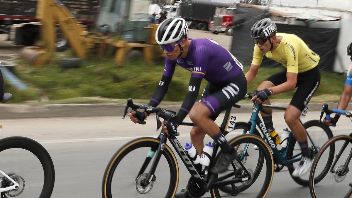 <![CDATA[Muere el ciclista colombiano Cristian Camilo Muñoz por complicaciones tras su caída en el Tour du Jura]]>