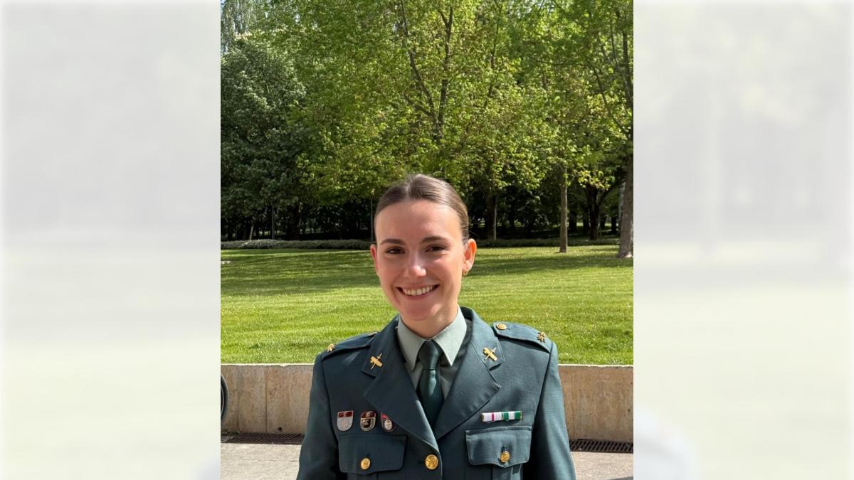 <![CDATA[Sonia Huarte, teniente de la UCO de visita en Pamplona: 