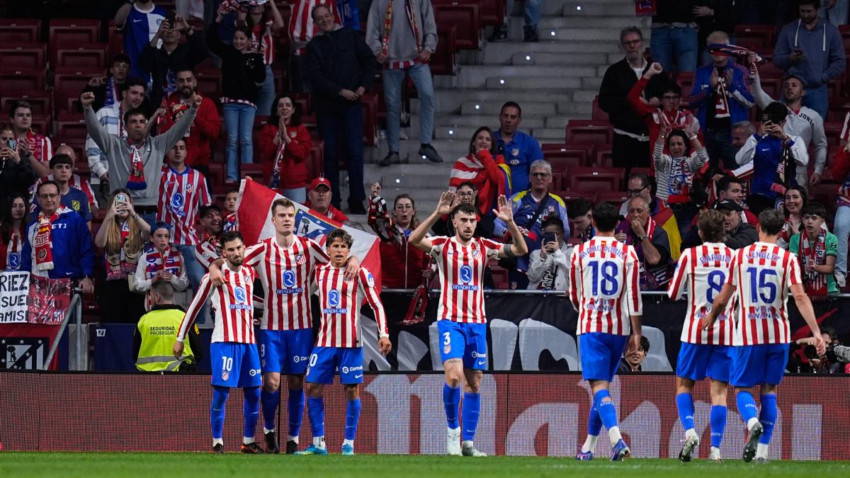 <![CDATA[El Atlético se rearma, pero sufre por Barrios]]>
