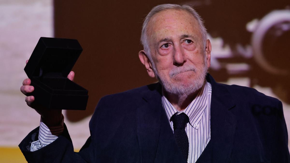 <![CDATA[Muere a los 82 años el cineasta argentino Adolfo Aristarain, ganador de dos Goya y Medalla de Oro de la Academia de Cine]]>