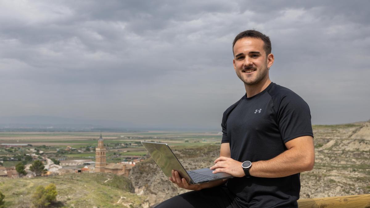 <![CDATA[Un emprendedor que readapta lesiones de rodilla desde Arguedas: 