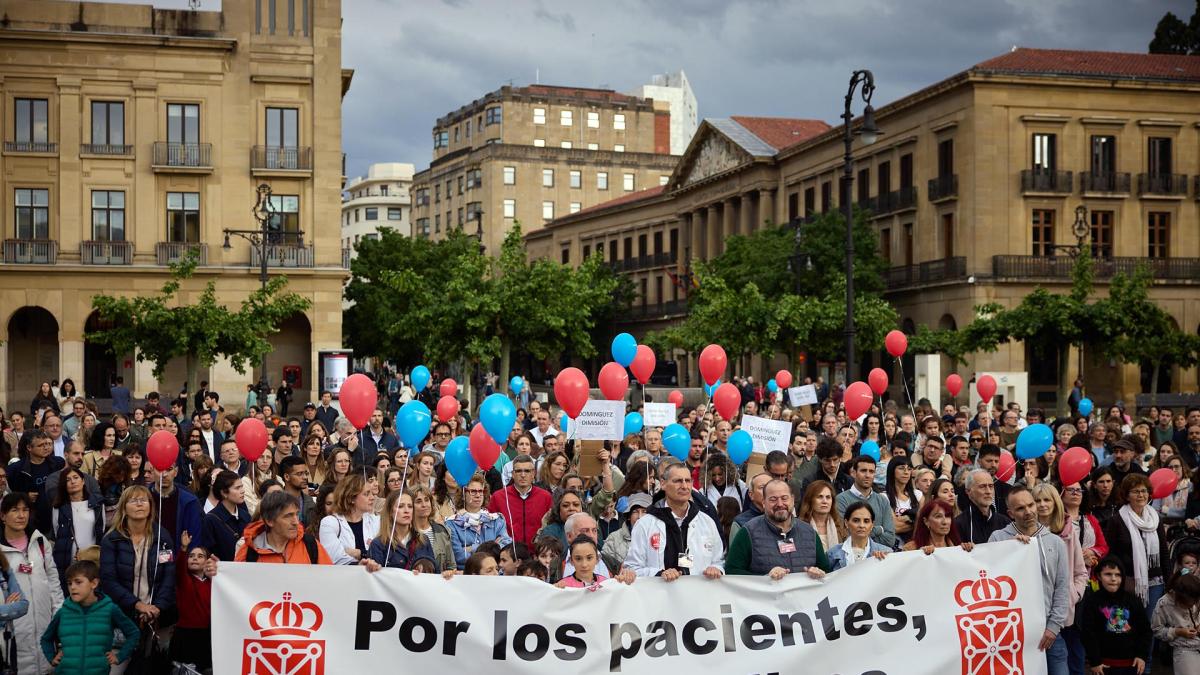<![CDATA[Los médicos navarros exigen a Salud una negociación 