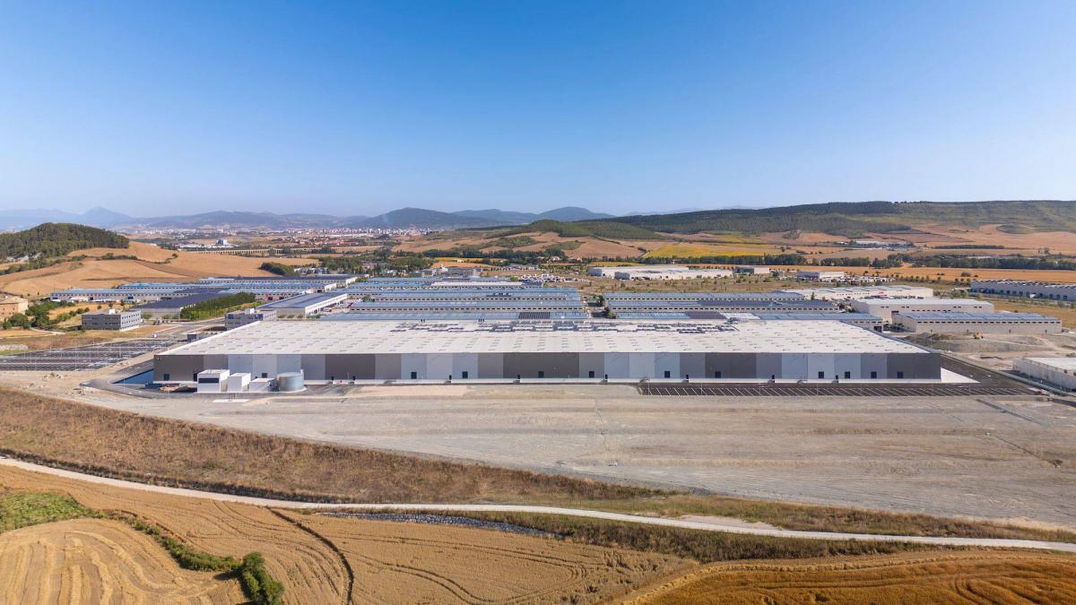 <![CDATA[¿Es rentable apostar por suelo industrial o terciario en Navarra? Claves para invertir con criterio]]>