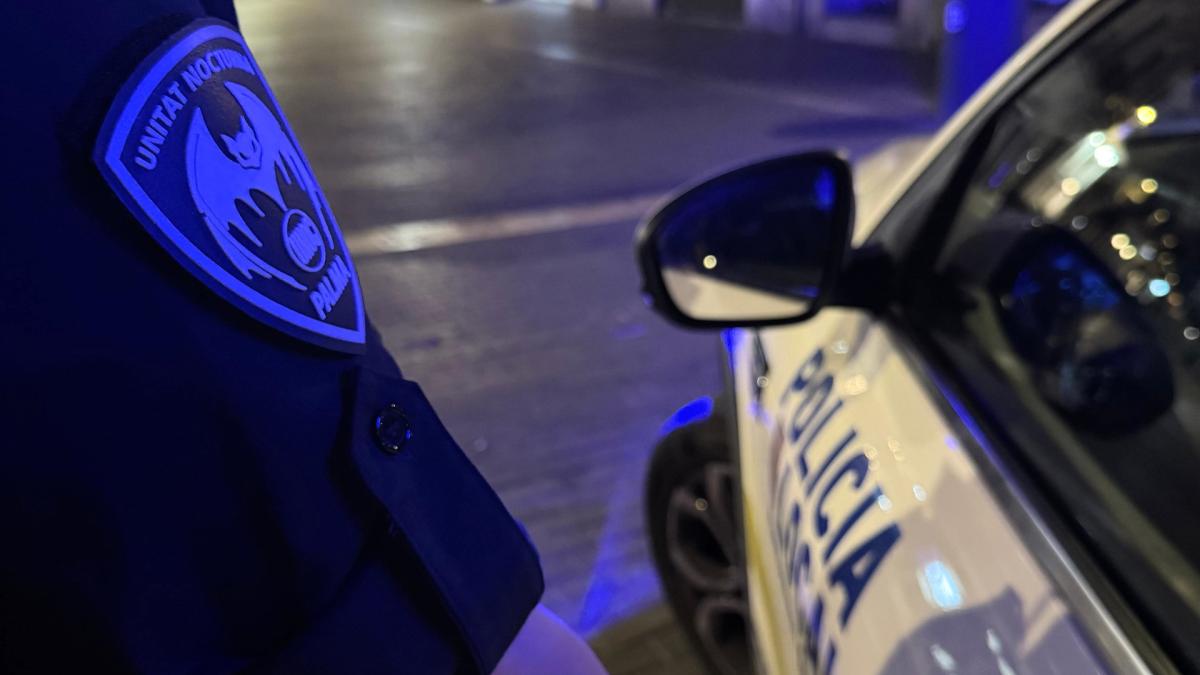 <![CDATA[Un turista muerto en Mallorca se autolesionó arremetiendo contra una cristalera]]>