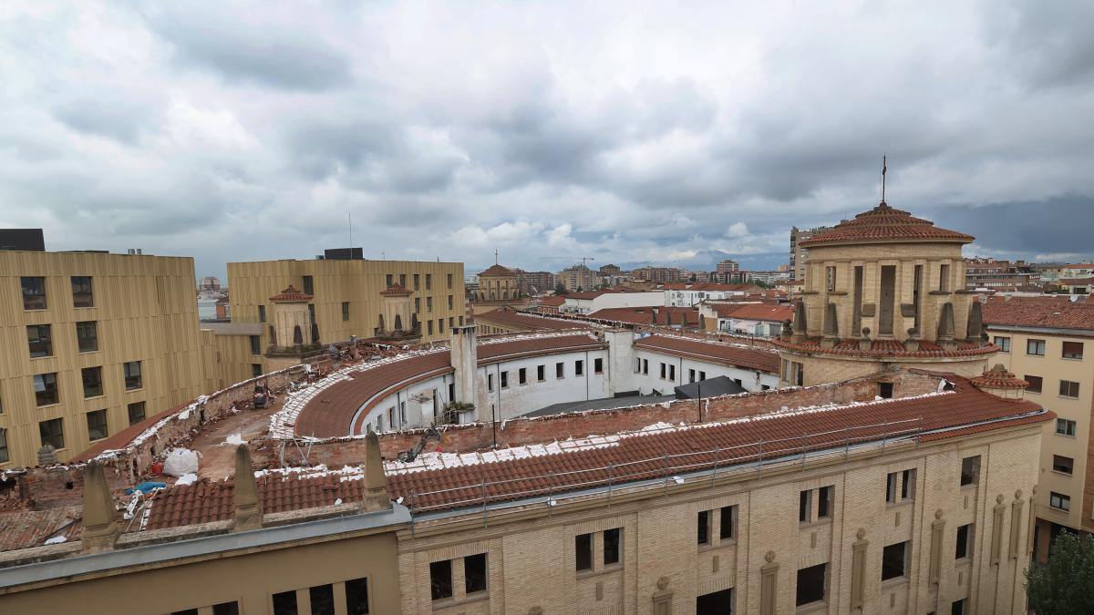 <![CDATA[El temor a las derramas vuelve a las viviendas de VPO de Maristas]]>