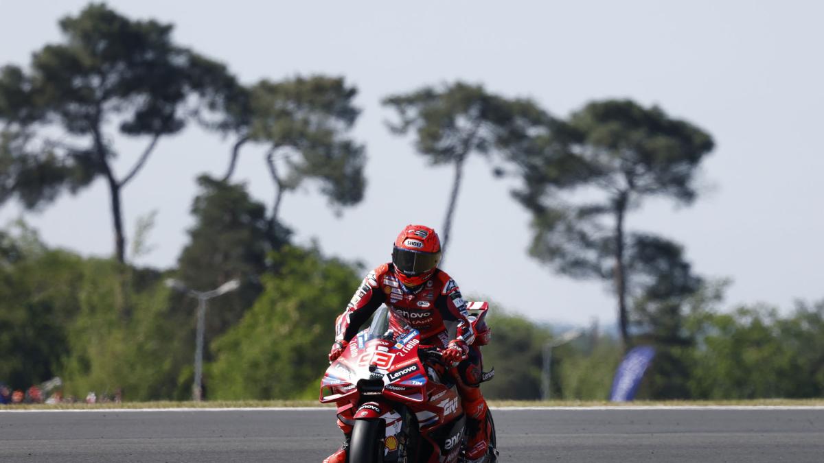 <![CDATA[Marc Márquez volverá a operarse del hombro y no estará en Barcelona]]>