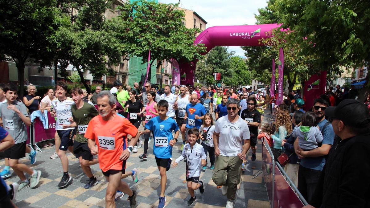 <![CDATA[Fotos de la Carrera Popular Vuelta a la Mejana de Tudela 2026]]>