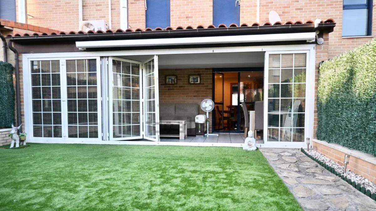 <![CDATA[El único chalé a la venta por menos de 500.000 euros en Pamplona]]>