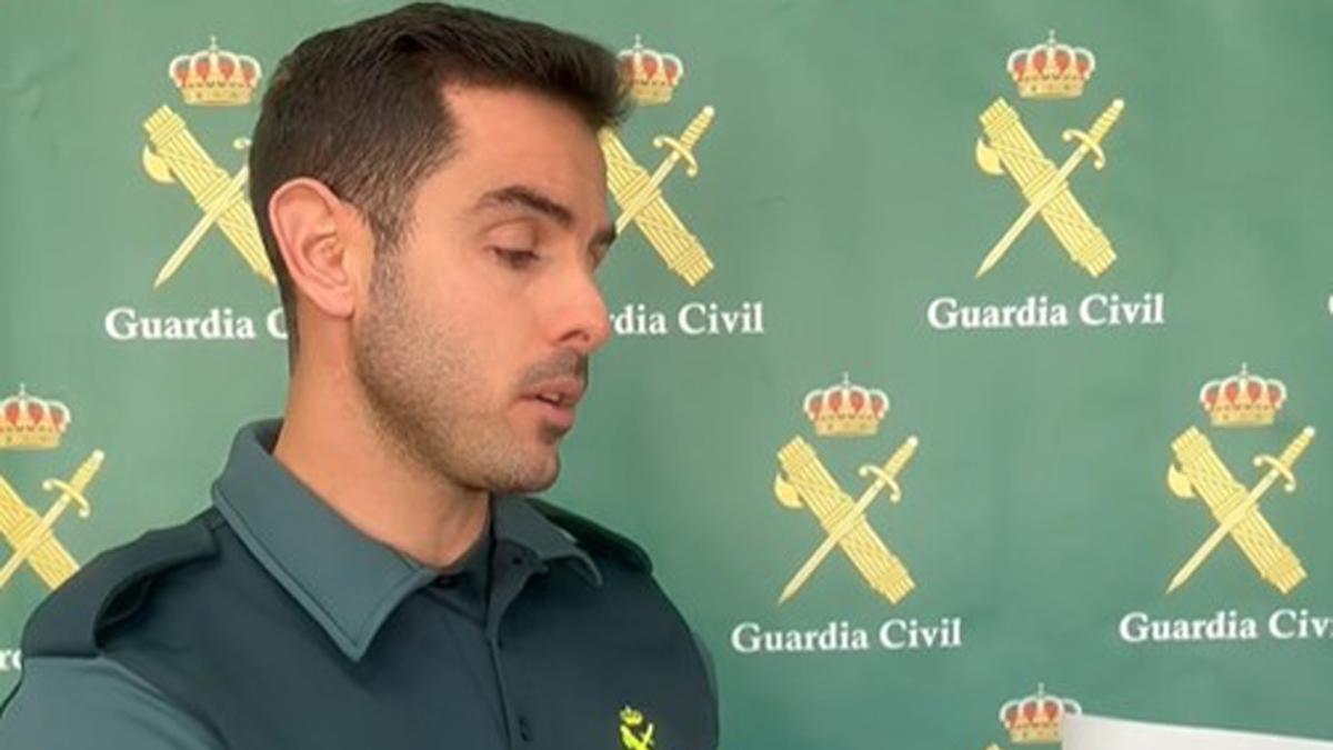 <![CDATA[La Guardia Civil de Navarra explica los riesgos de facilitar una foto del DNI y cómo hacerlo]]>