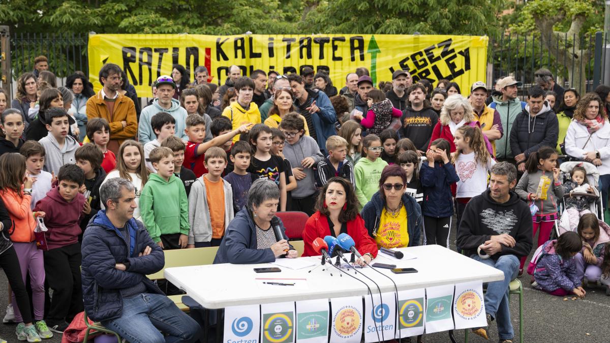 <![CDATA[Las escuelas públicas de Navarra presentan una iniciativa legislativa para reducir los ratios en todos los niveles]]>