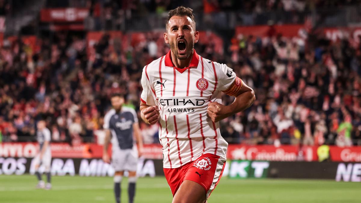 <![CDATA[Stuani saca al Girona del descenso]]>