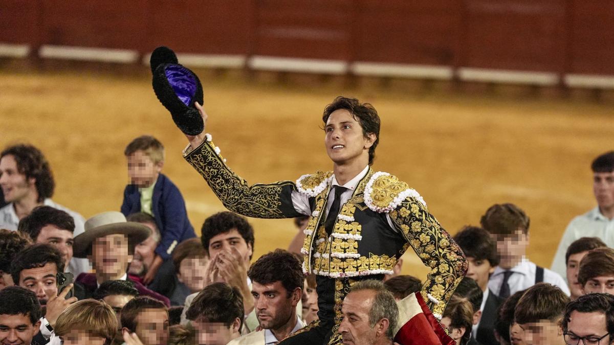 <![CDATA[Roca Rey corta cuatro orejas en su regreso junto a Morante en Jerez]]>