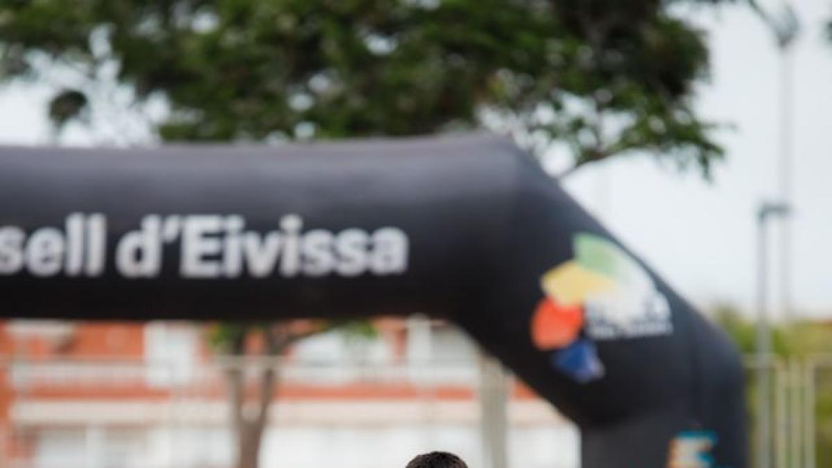 <![CDATA[Asier Martínez vuelve a sonreír en el Mitin de Ibiza]]>