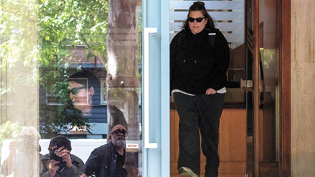 <![CDATA[La UDEF acorrala a las hijas de Zapatero a través de una empresa con su solo empleado]]>